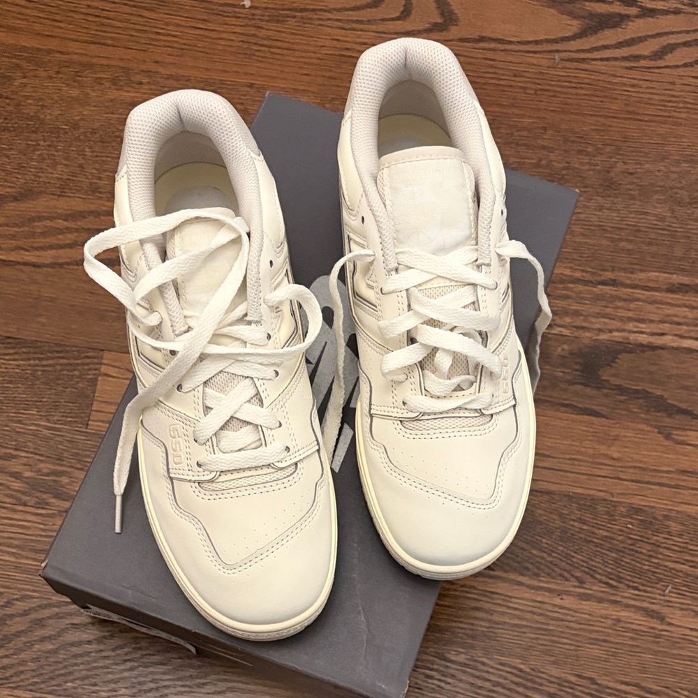 New Balance 550 Turtledove Size 6.5